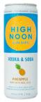 High Noon - Sun Sips Pineapple Vodka & Soda (700)